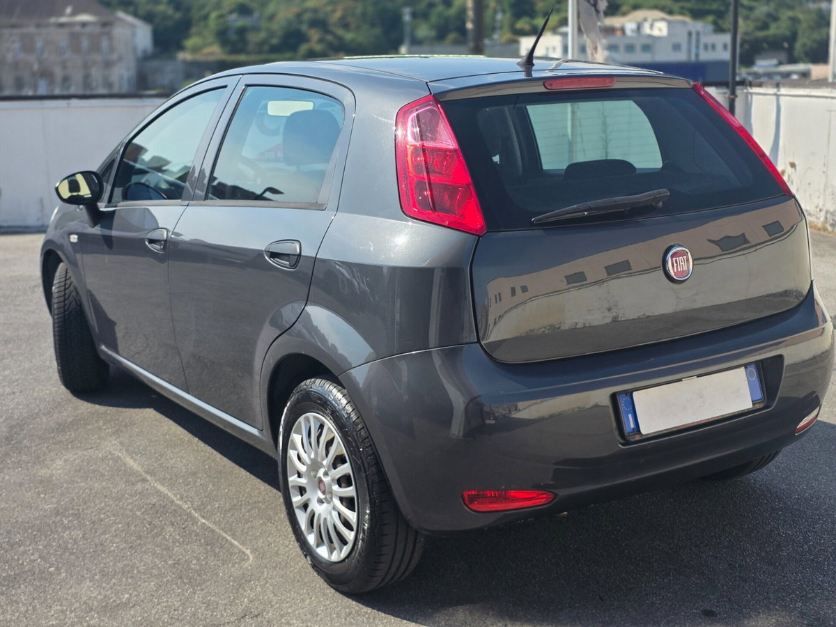 Fiat Punto 1.4 8V 5 porte Easypower Street (4)