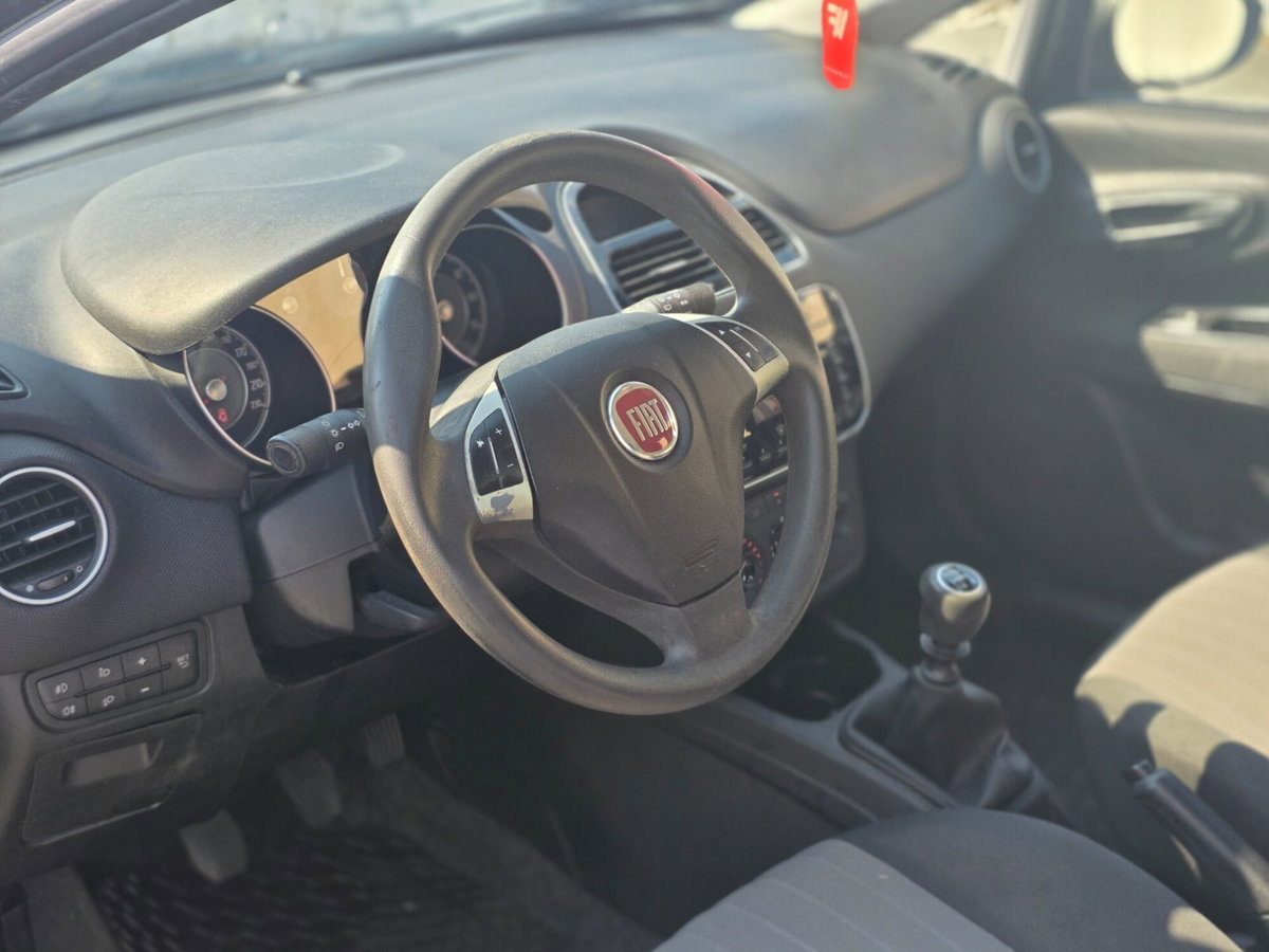 Fiat Punto 1.4 8V 5 porte Easypower Street (6)
