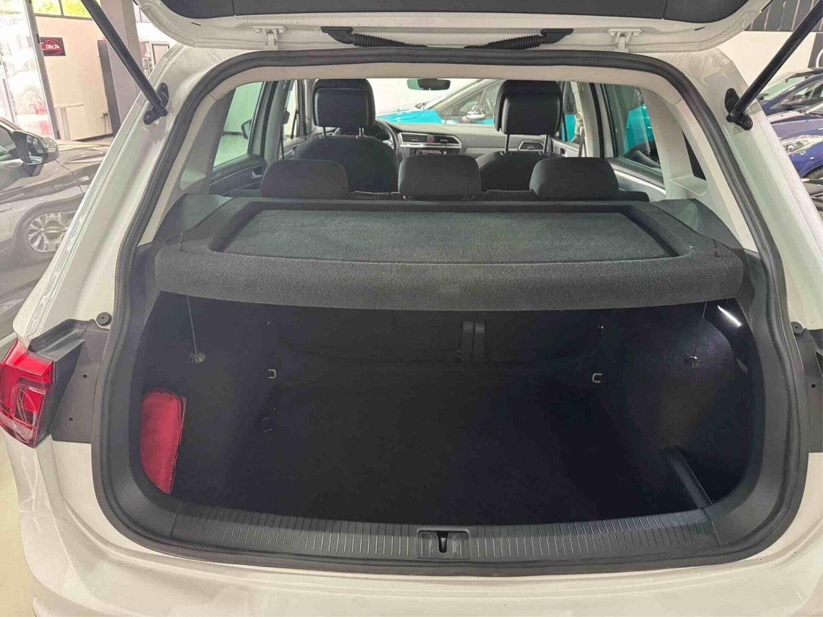 Volkswagen Tiguan 2.0 TDI 150 CV SCR DSG 4MOTION Elegance (13)