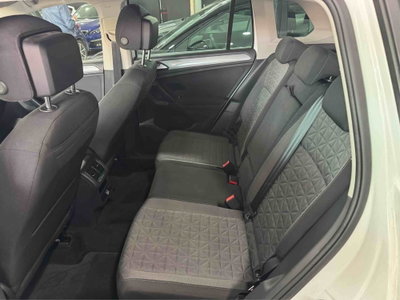 Volkswagen Tiguan 2.0 TDI 150 CV SCR DSG 4MOTION Elegance (16)