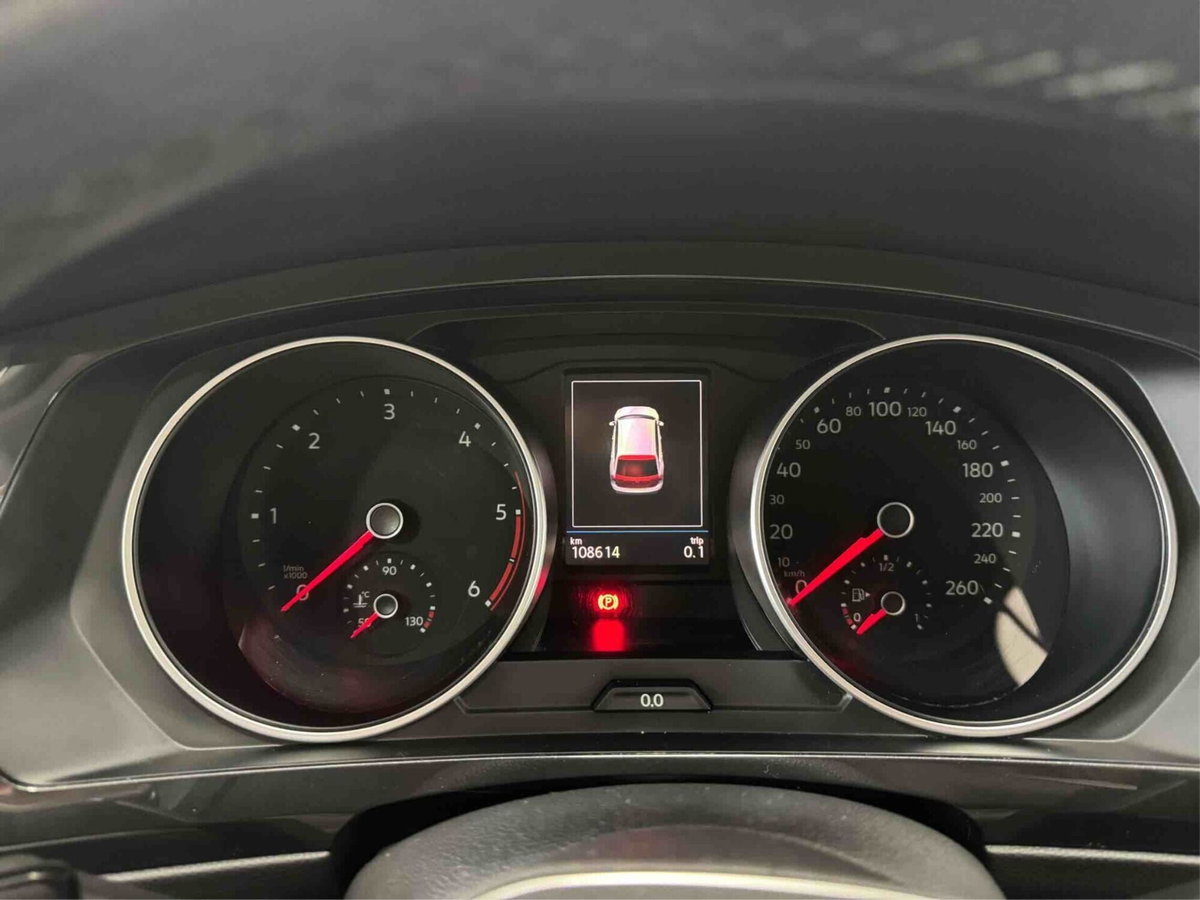 Volkswagen Tiguan 2.0 TDI 150 CV SCR DSG 4MOTION Elegance (18)