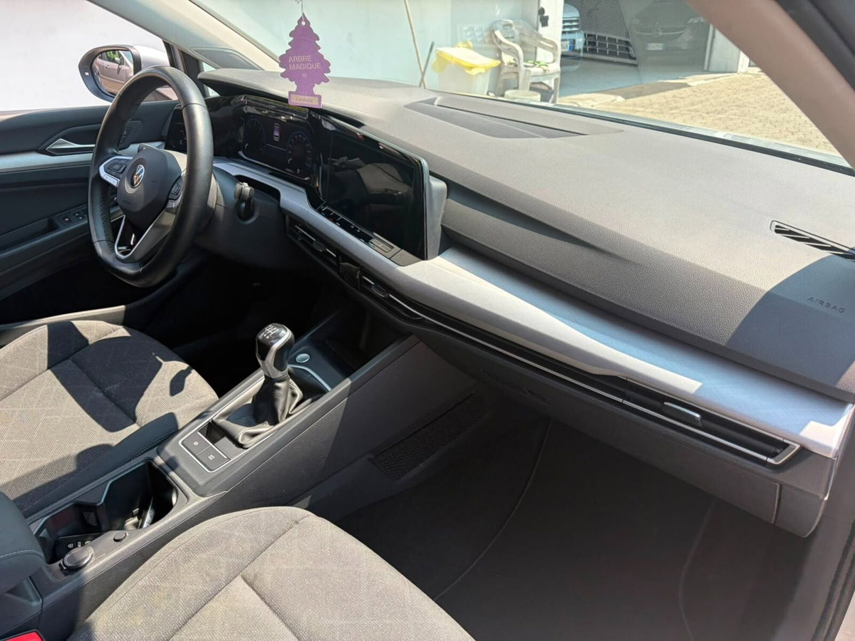Volkswagen Golf 2.0 TDI SCR Life (10)