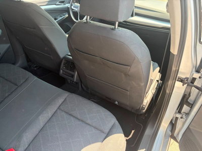 Volkswagen Golf 2.0 TDI SCR Life (11)