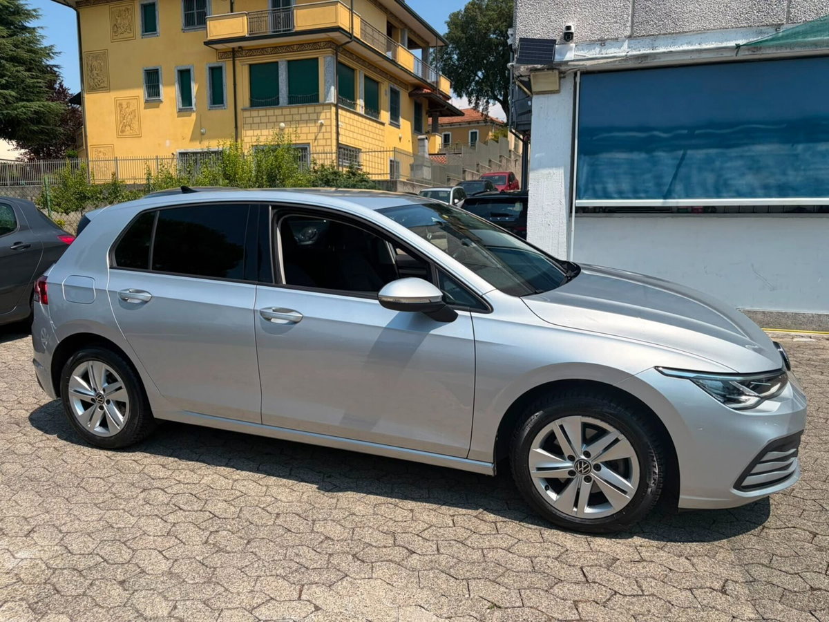 Volkswagen Golf 2.0 TDI SCR Life (3)
