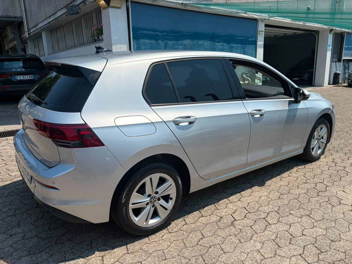Volkswagen Golf 2.0 TDI SCR Life (4)