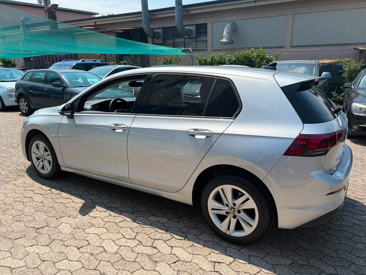 Volkswagen Golf 2.0 TDI SCR Life (6)