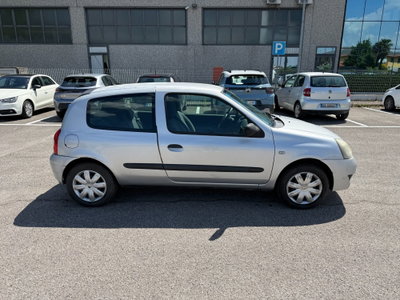 Renault Clio 1.2 16V 3 porte Dynamique (3)