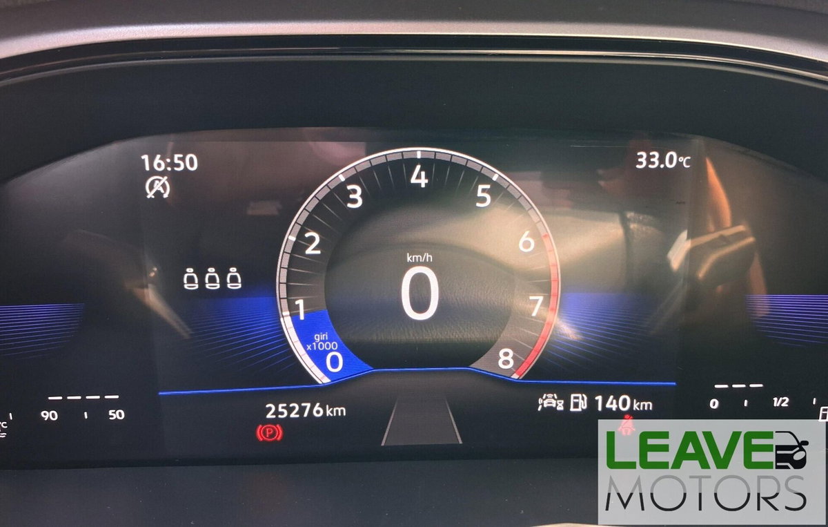 Volkswagen T-Roc 1.0 TSI R-Line (9)