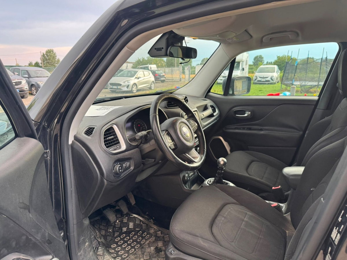Jeep Renegade 2.0 Mjt 140CV 4WD Active Drive Limited (15)