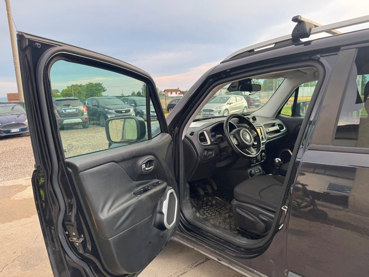 Jeep Renegade 2.0 Mjt 140CV 4WD Active Drive Limited (16)