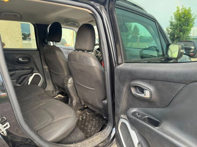 Jeep Renegade 2.0 Mjt 140CV 4WD Active Drive Limited (18)