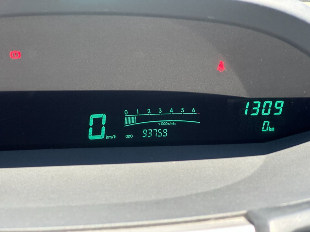 Toyota Yaris 1.0 5 porte Navi (16)