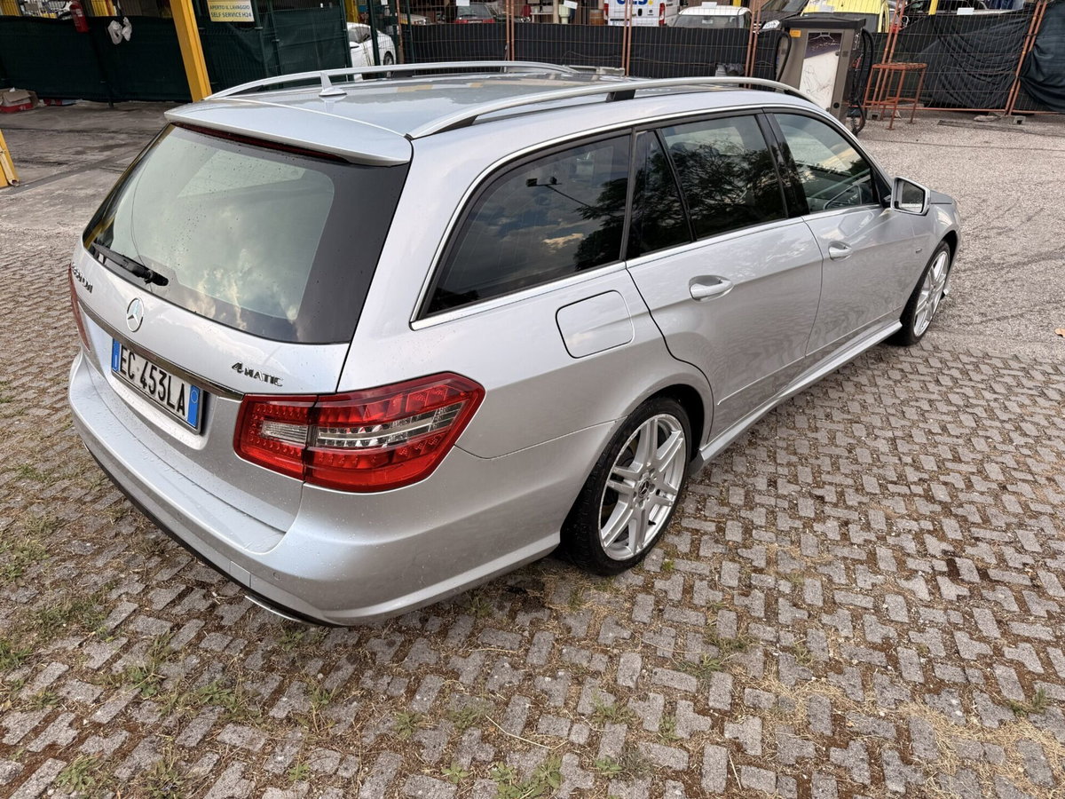 Mercedes-Benz Classe E 350 CDI BlueEFFICIENCY 4M. Avantg. AMG (3)