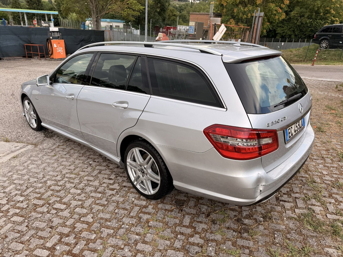 Mercedes-Benz Classe E 350 CDI BlueEFFICIENCY 4M. Avantg. AMG (4)