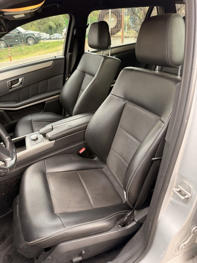Mercedes-Benz Classe E 350 CDI BlueEFFICIENCY 4M. Avantg. AMG (6)