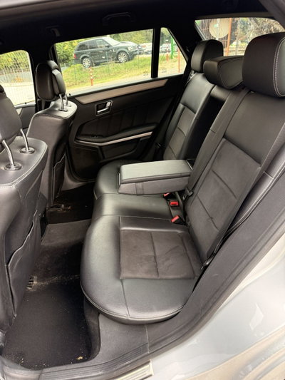 Mercedes-Benz Classe E 350 CDI BlueEFFICIENCY 4M. Avantg. AMG (7)