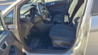 Ford Fiesta Plus 1.5 TDCi 75CV 5 porte (10)