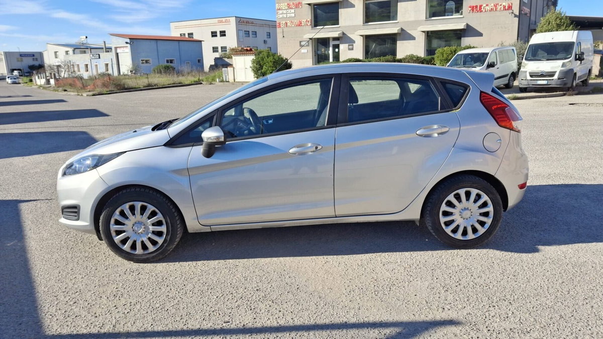 Ford Fiesta Plus 1.5 TDCi 75CV 5 porte (5)