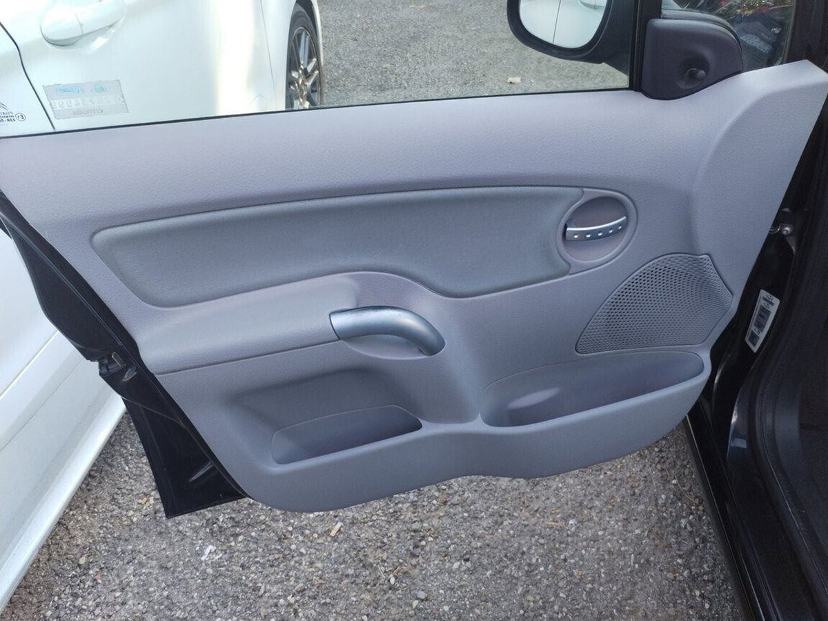 Citroen C3 1.1 airdream Classique (10)