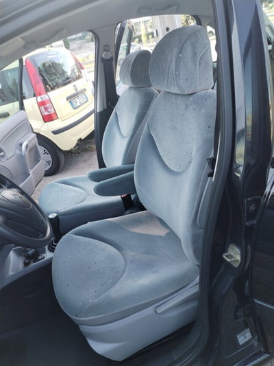 Citroen C3 1.1 airdream Classique (13)