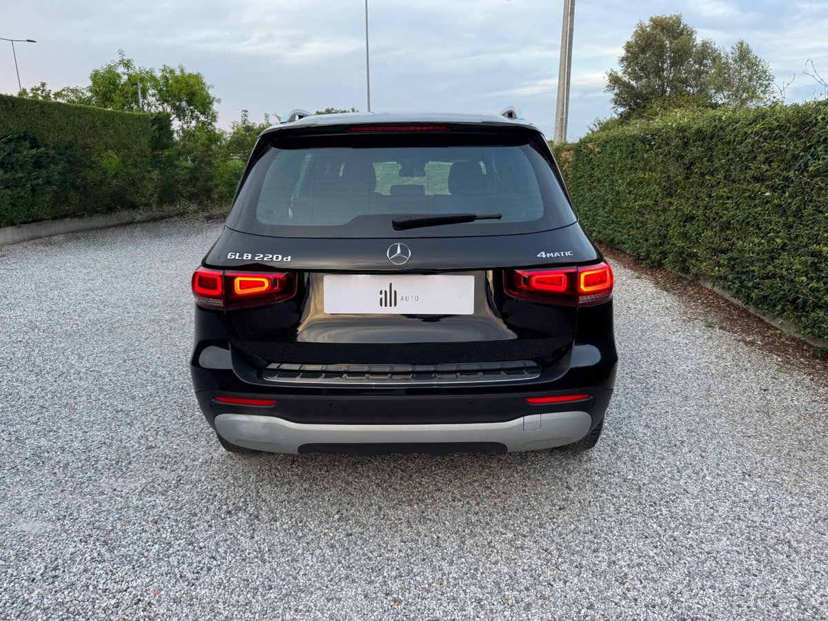 Mercedes-Benz GLB 220 d Automatic 4Matic Sport Plus (5)