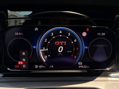 Volkswagen Golf 2.0 TSI GTI (11)