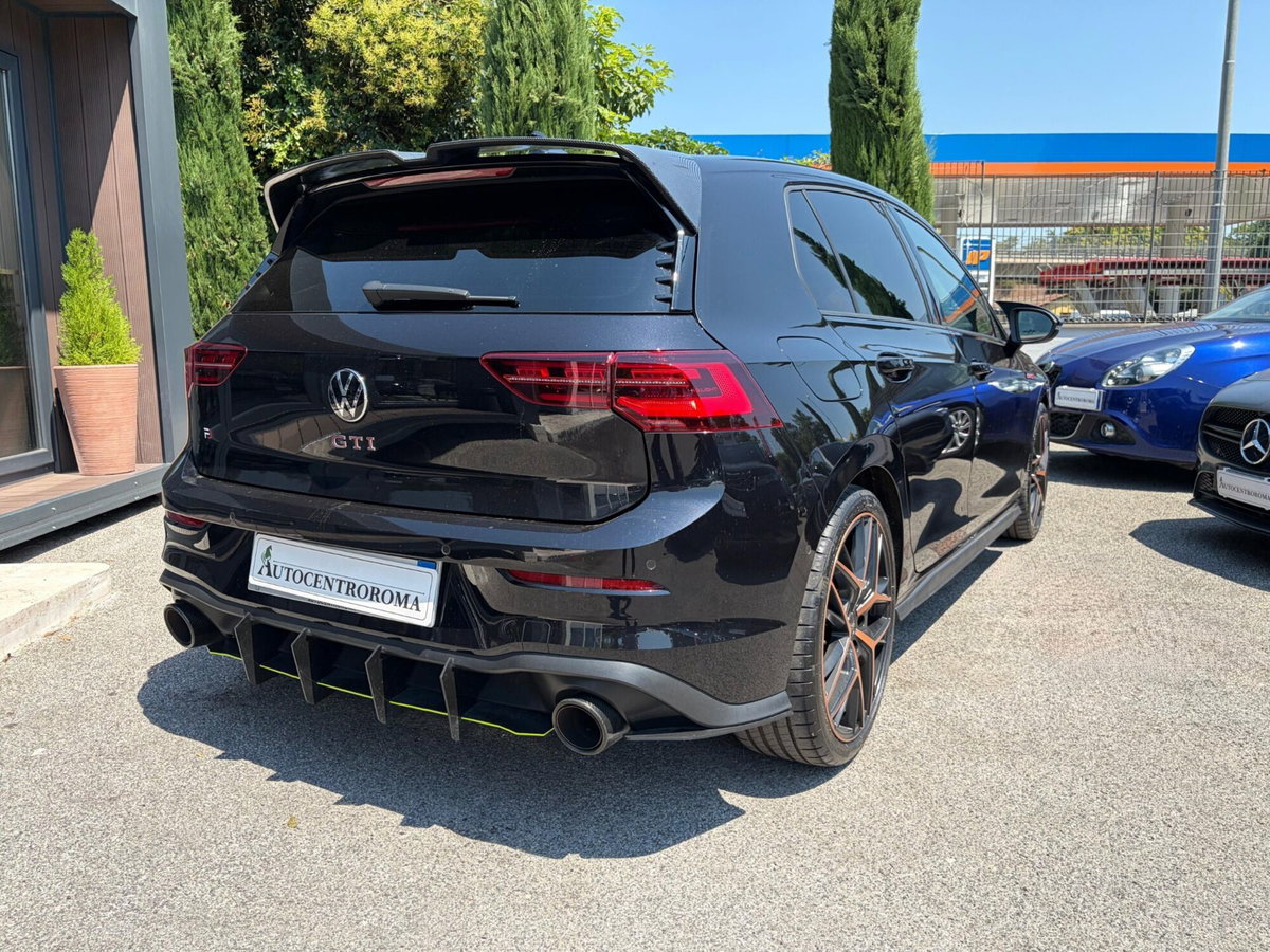 Volkswagen Golf 2.0 TSI GTI (6)