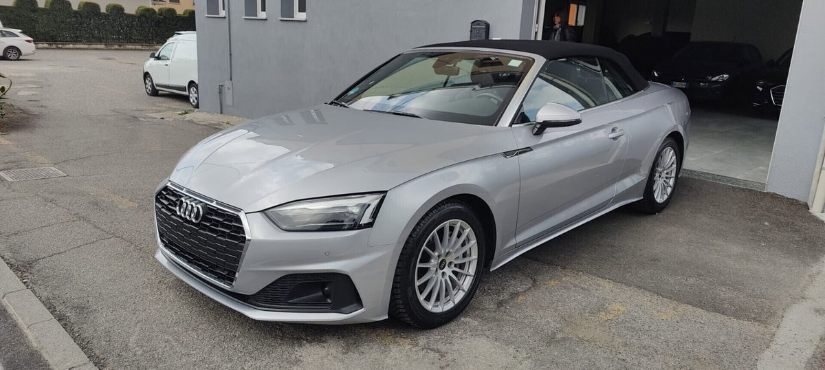 Audi A5 Cabrio 40 TFSI S tronic (2)