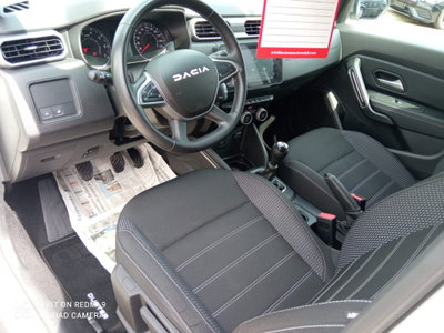 Dacia Duster 1.6 SCe 4x2 Prestige (20)