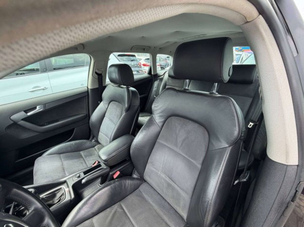 Audi A3 Sportback 2.0 TDI F.AP. quattro Ambiente (8)