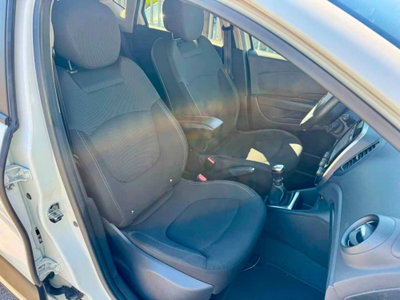 Renault Captur dCi 8V 110 CV Start&Stop Energy Initiale Paris (20)