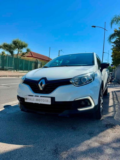 Renault Captur dCi 8V 110 CV Start&Stop Energy Initiale Paris (4)