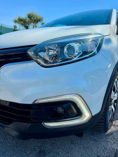 Renault Captur dCi 8V 110 CV Start&Stop Energy Initiale Paris (5)
