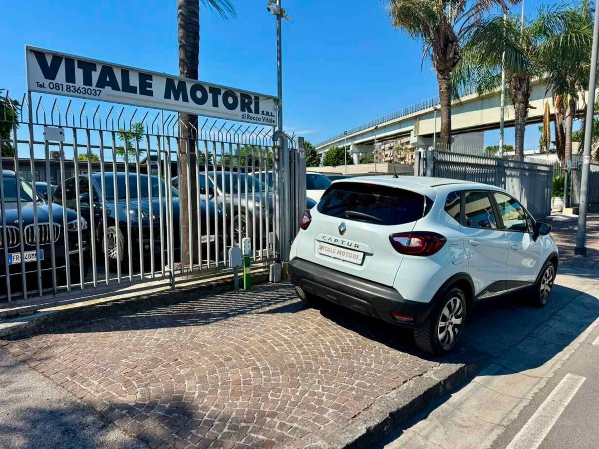 Renault Captur dCi 8V 110 CV Start&Stop Energy Initiale Paris (6)