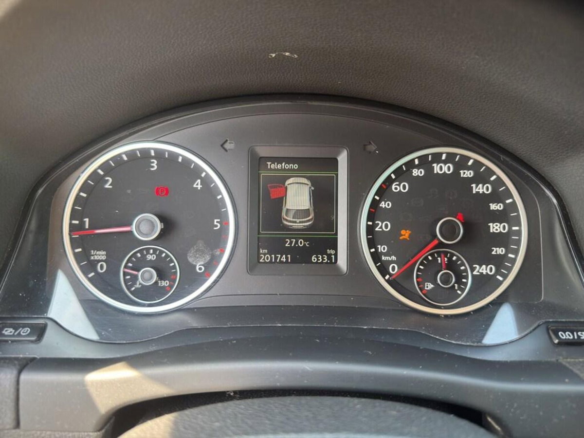 Volkswagen Tiguan 2.0 TDI DPF Trend & Fun BlueMotion Tech. (11)