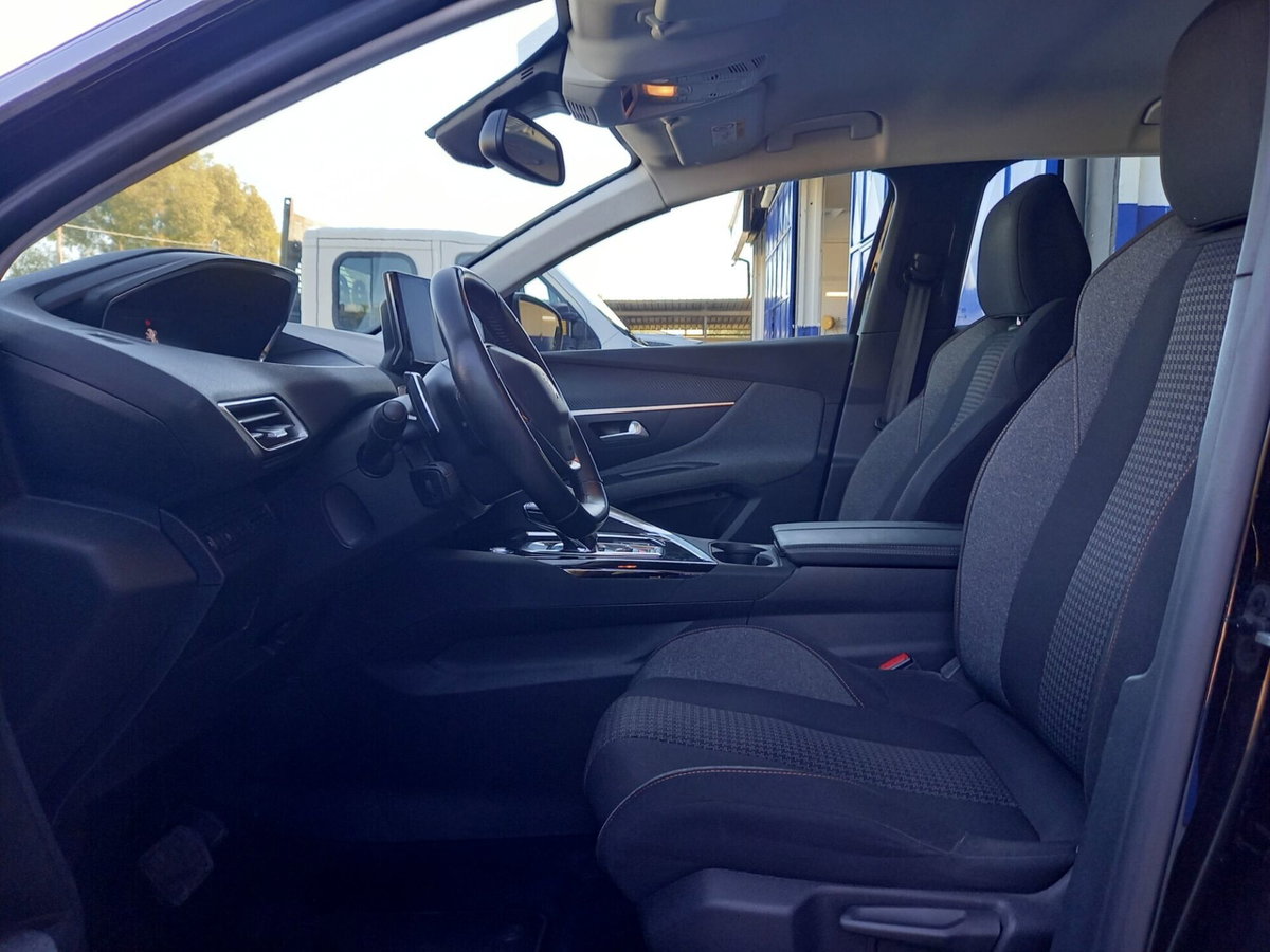 Peugeot 3008 BlueHDi 130 S&S EAT8 Active Pack (9)