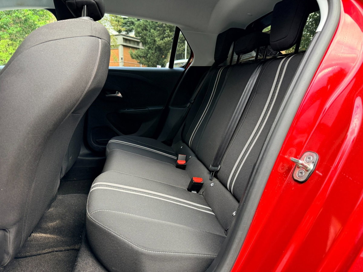 Opel Corsa-e 5 porte Elegance (9)