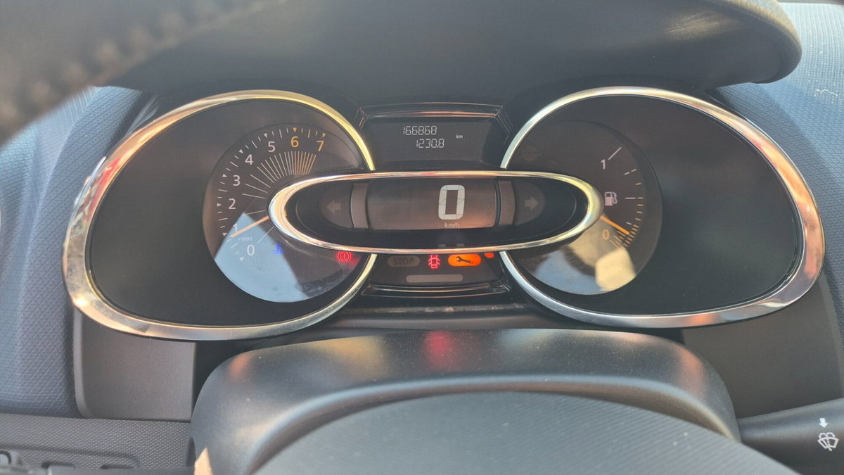 Renault Clio 0.9 TCe 12V 90CV Start&Stop 5 porte Energy (12)