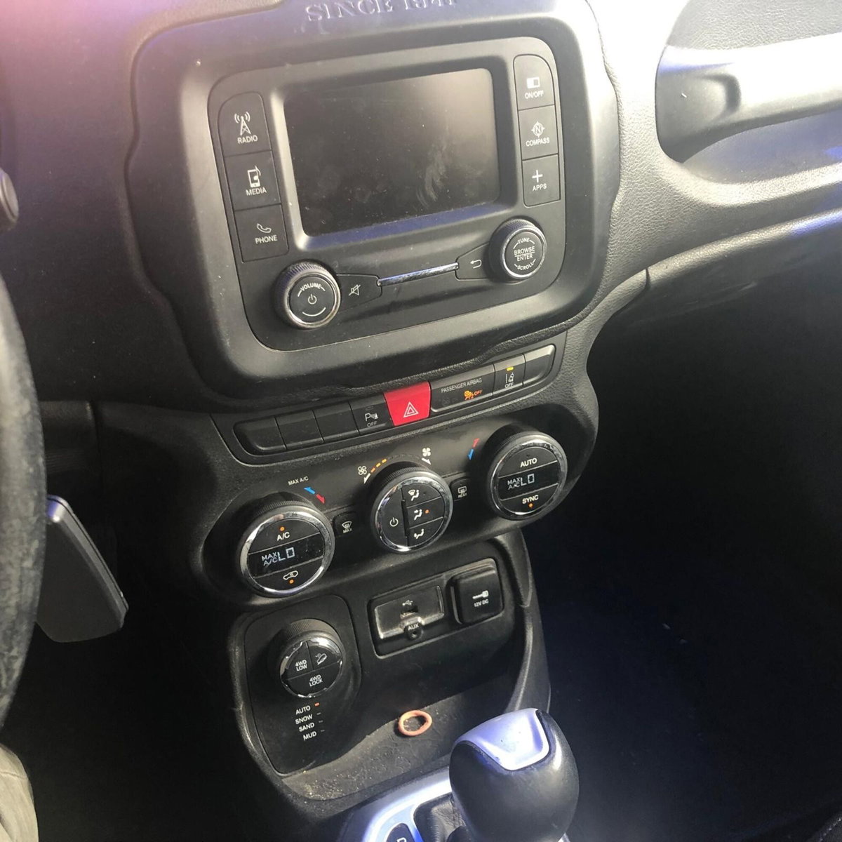Jeep Renegade 2.0 Mjt 140CV 4WD Active Drive Limited (14)