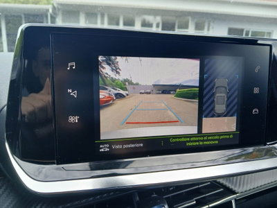 Peugeot 2008 PureTech 100 S&S Allure Pack (11)