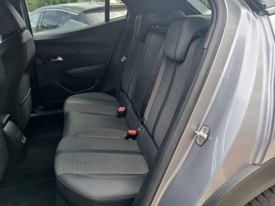 Peugeot 2008 PureTech 100 S&S Allure Pack (8)