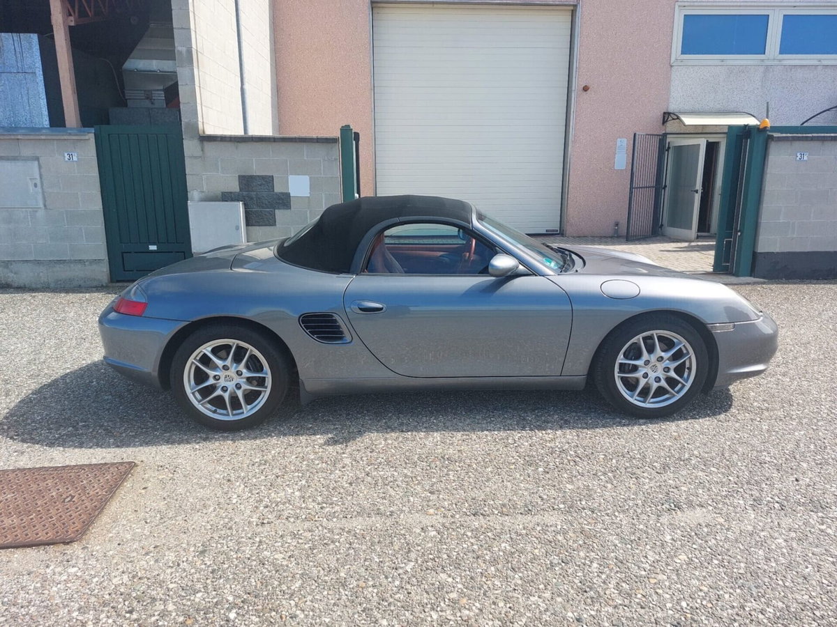 Porsche Boxster 2.7i 24V cat (11)