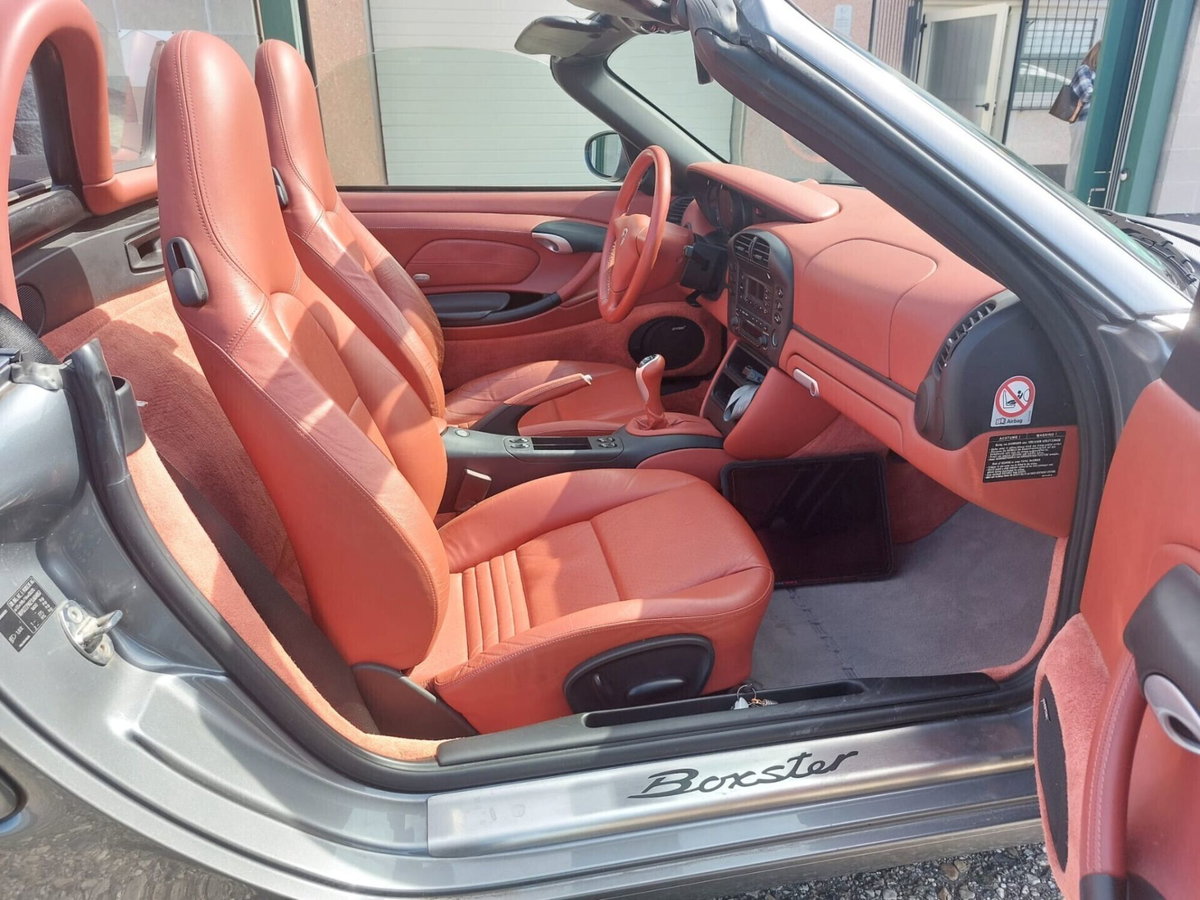 Porsche Boxster 2.7i 24V cat (16)