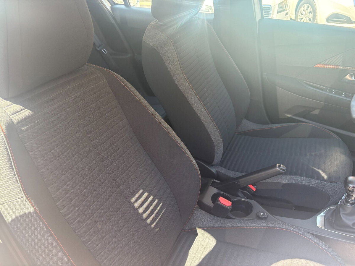 Peugeot 208 BlueHDi 100 Stop&Start 5 porte Active Pack (8)