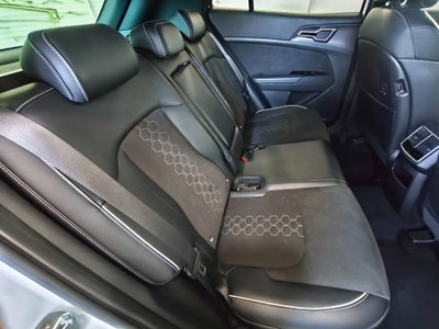 Kia Sportage 1.6 crdi mhev GT-line Plus dct (15)