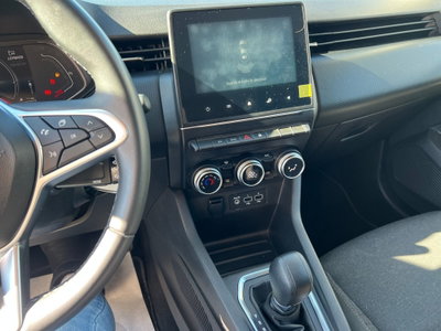 Renault Clio TCe 90 CV 5 porte Techno (12)