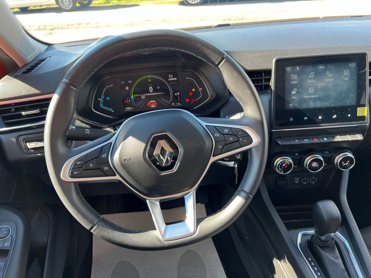 Renault Clio TCe 90 CV 5 porte Techno (14)