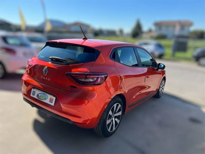 Renault Clio TCe 90 CV 5 porte Techno (6)