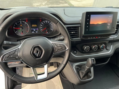 Renault Trafic Furgone BluedCi 150CV EDC PL-TN SpaceClass (14)