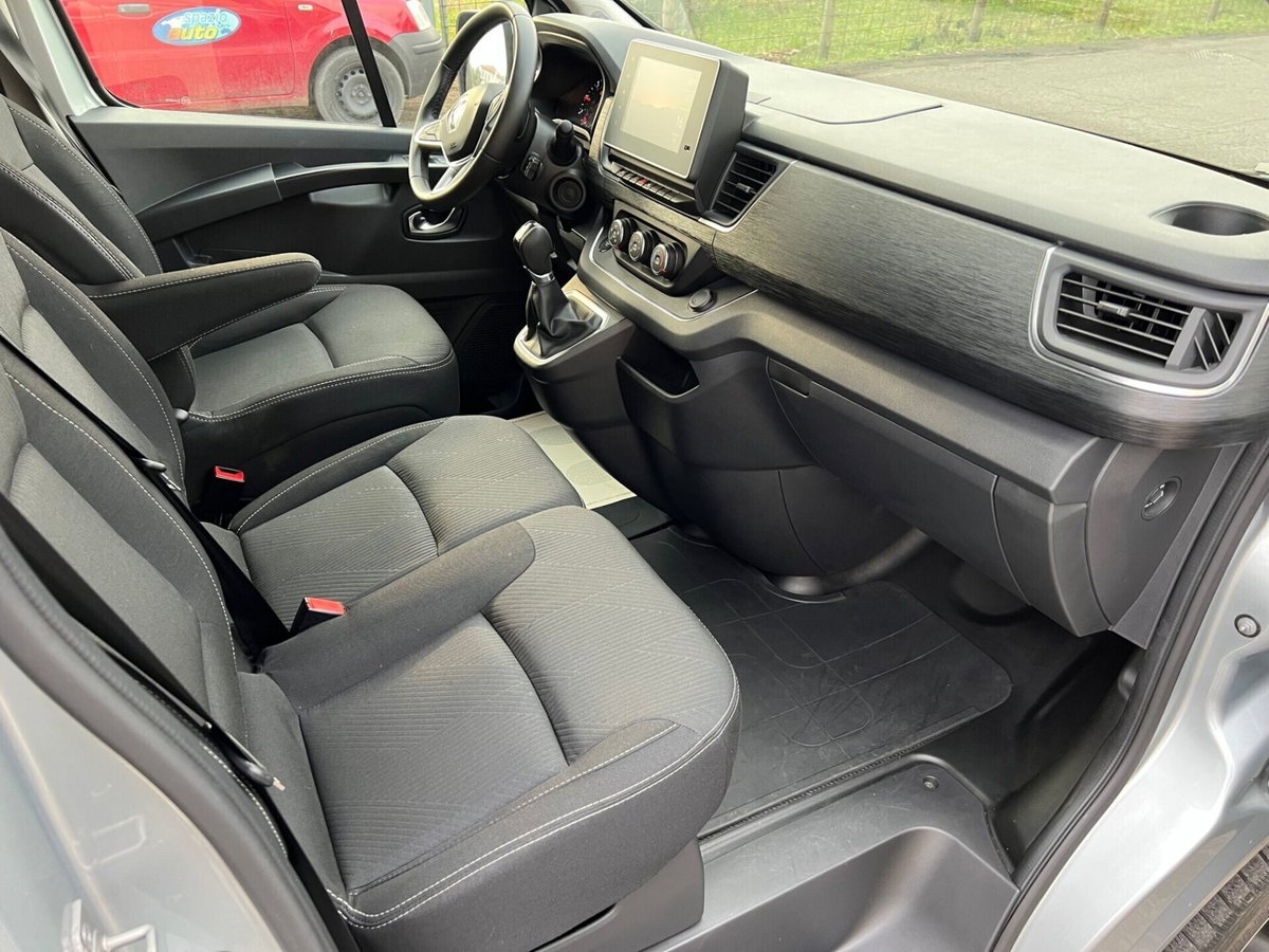 Renault Trafic Furgone BluedCi 150CV EDC PL-TN SpaceClass (16)